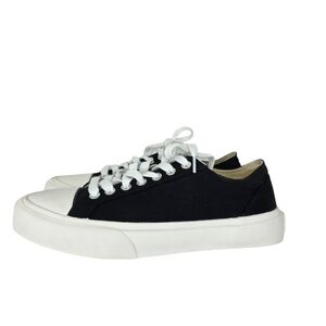 Article No. 1007 Low-Top Men Classic  Black White Canvas Sneakers Size EU 41 US8